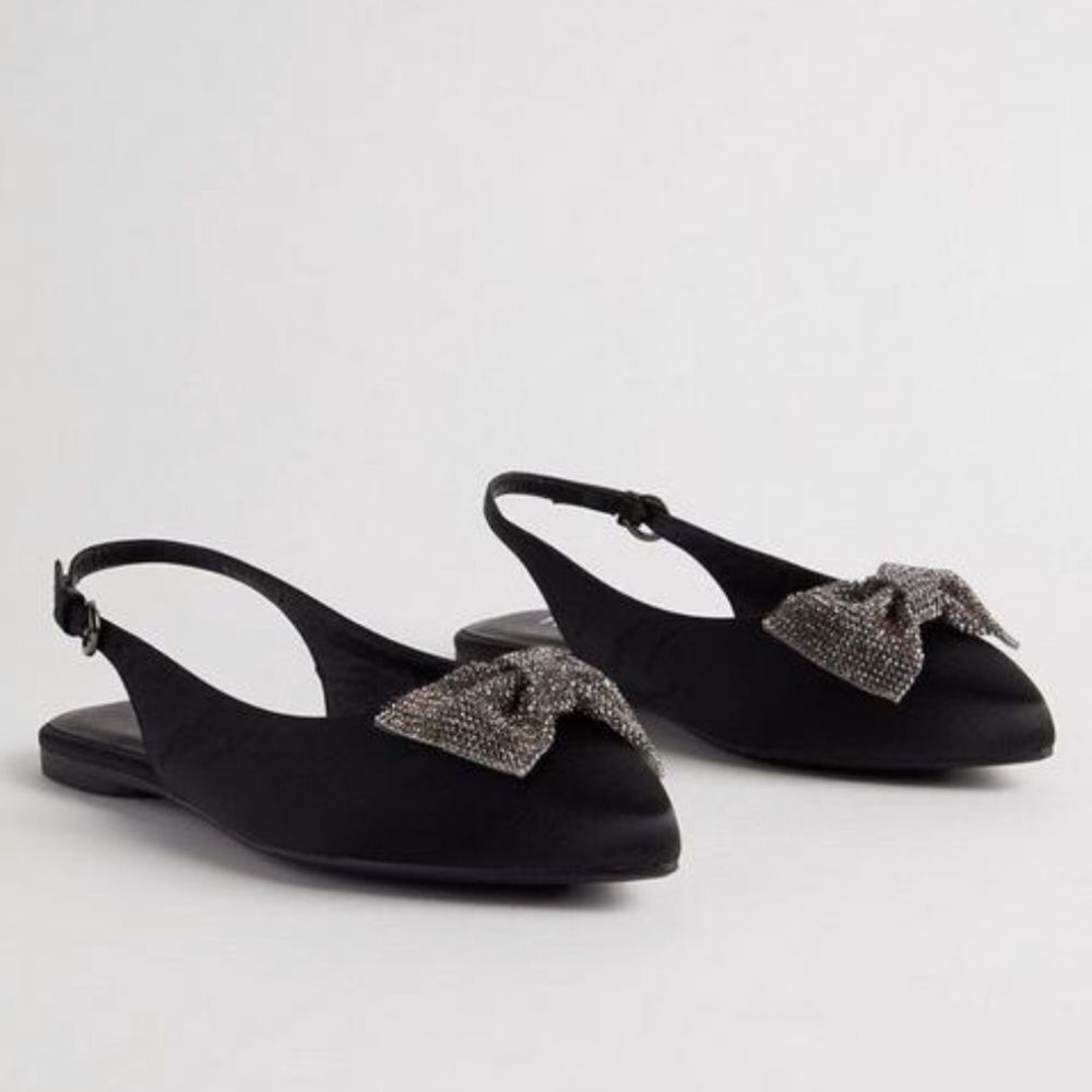 NIB Torrid Embellished Bow Pointed Toe Slingback Flats